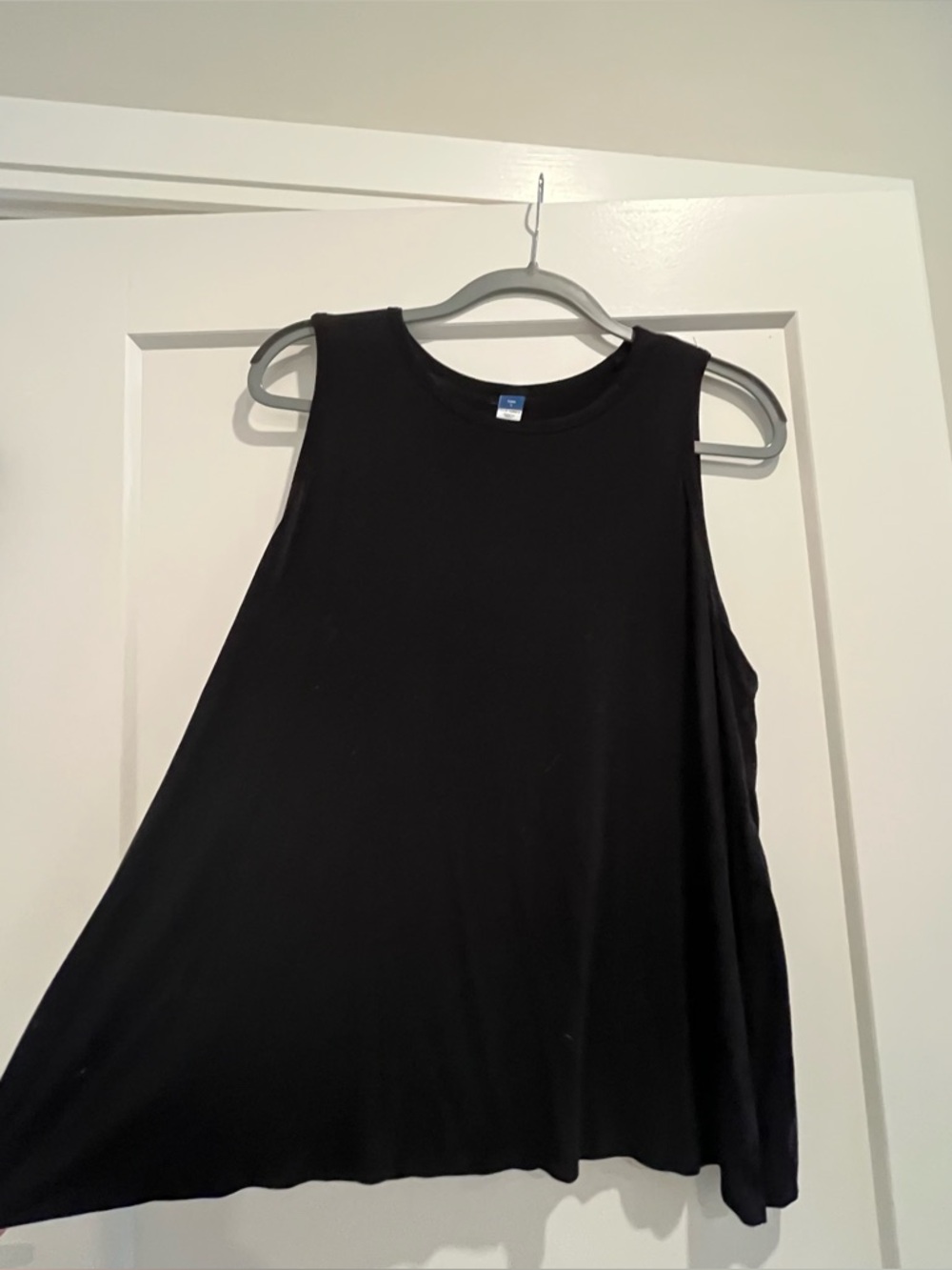 Black flowy tank top